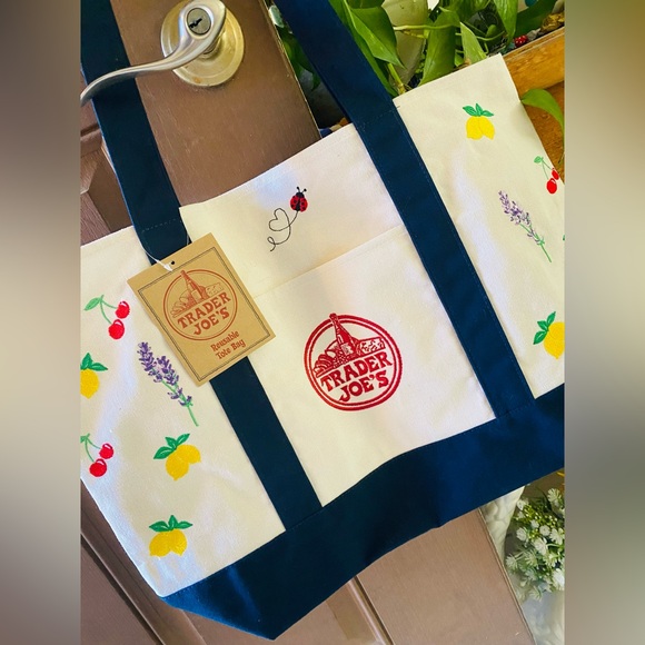 NWT Trader Joe’s  canvas tote With embroidery - Picture 1 of 11
